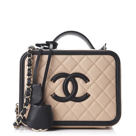 chanel caviar quilted medium cc filigree vanity case multicolor|Chanel Filigree Vanity Case Quilted Caviar Gold.